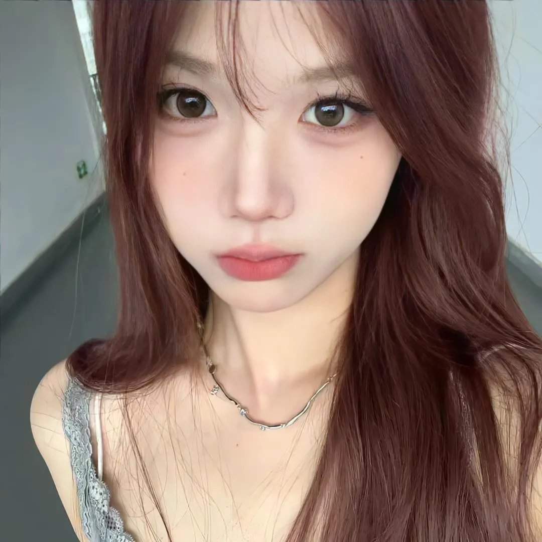 流云散尽不逢君