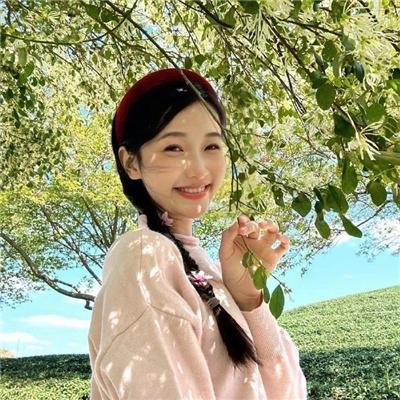 月亮中的亚马逊女人